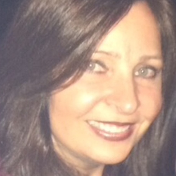 Meet your Posher, Annette - Picture 1 of 1